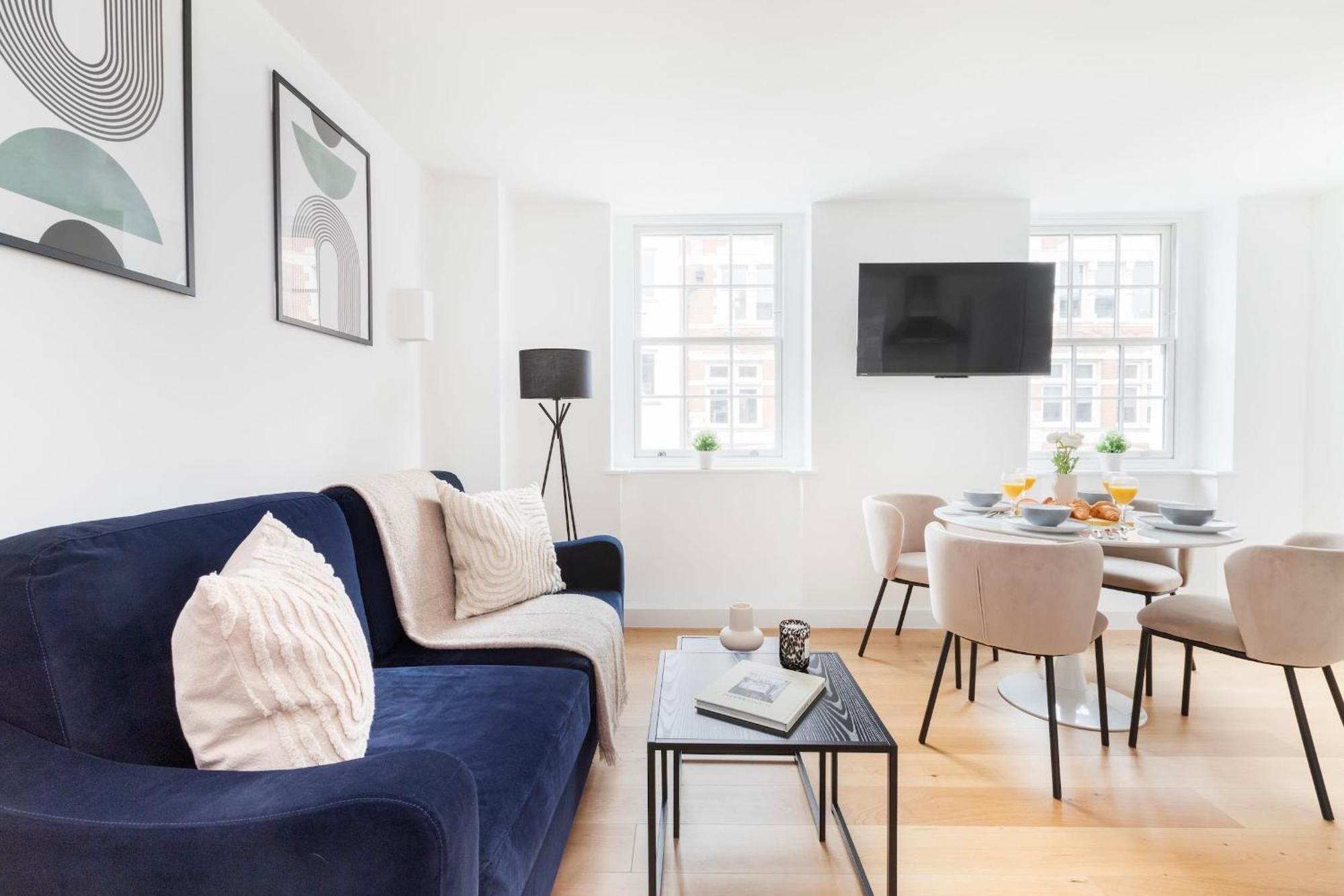 Fitzrovia With Balcony - Cityapartmentstay Londres Exterior foto