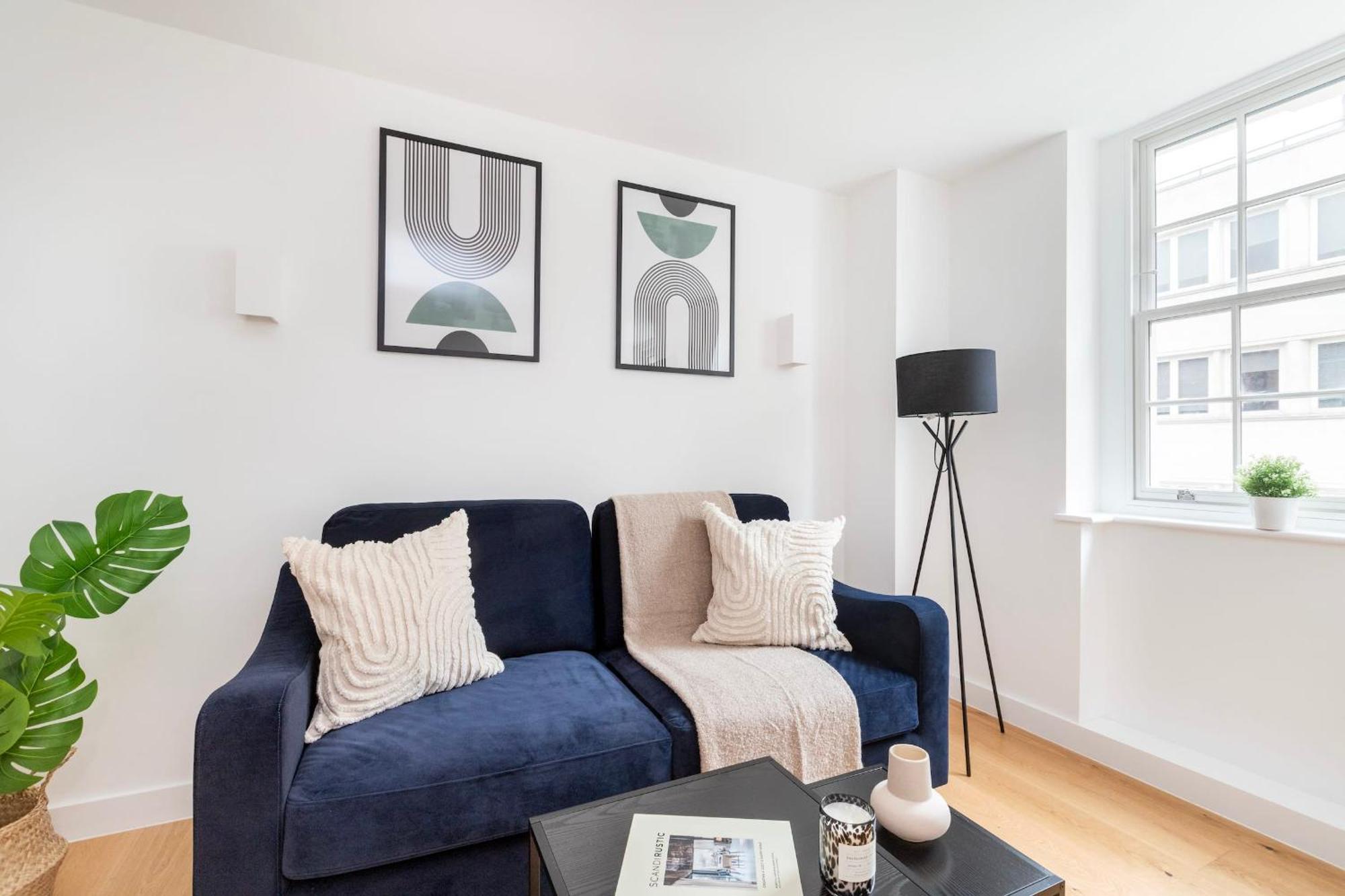 Fitzrovia With Balcony - Cityapartmentstay Londres Exterior foto